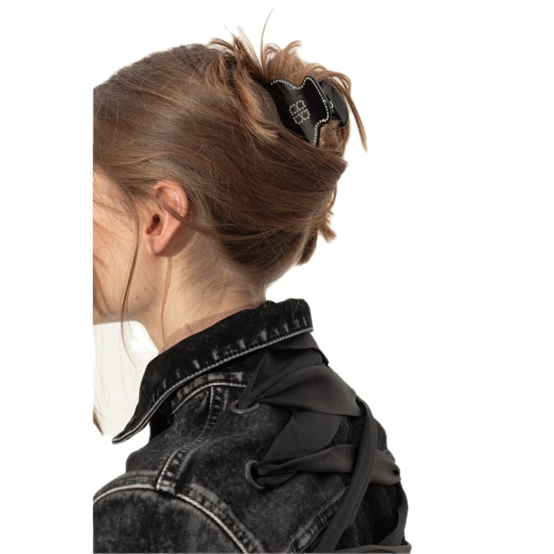 Grampo de Cabelo - Mercado de Luxo - O Maior E-Commerce de Bens, Produtos e Serviços de Luxo do Brasil.