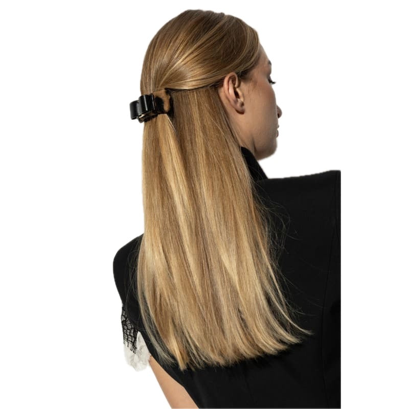 Grampo de Cabelo - Mercado de Luxo - O Maior E-Commerce de Bens, Produtos e Serviços de Luxo do Brasil.