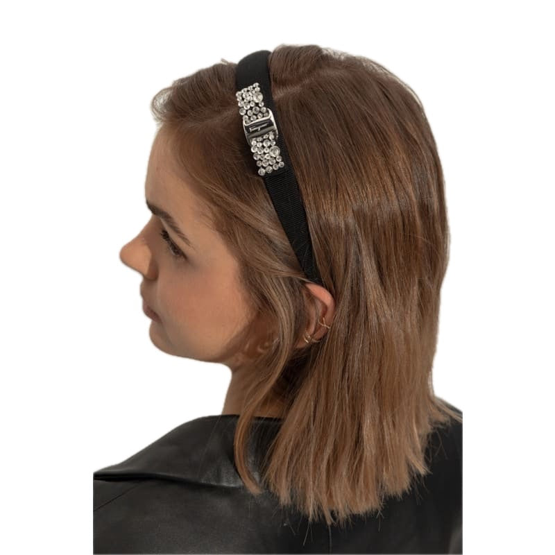 Faixa de Cabeça aplicada - Mercado de Luxo - O Maior E-Commerce de Bens, Produtos e Serviços de Luxo do Brasil.