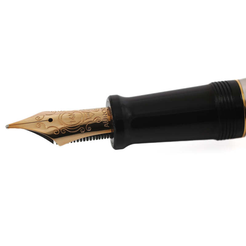 Caneta Tinteiro 88 Resin Gold Ouro 14k - Mercado de Luxo - O Maior E-Commerce de Bens, Produtos e Serviços de Luxo do Brasil.