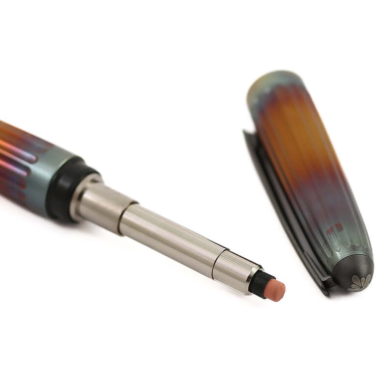 Lapiseira Aero Flame 0.7 mm - Mercado de Luxo - O Maior E-Commerce de Bens, Produtos e Serviços de Luxo do Brasil.