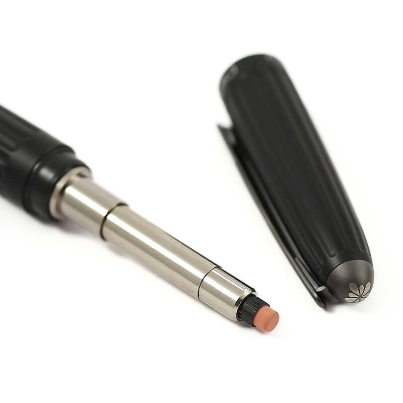 Lapiseira Aero 0.7 mm