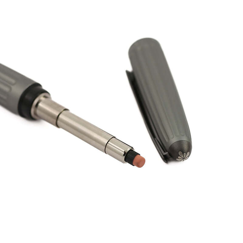 Lapiseira Aero 0.7 mm - Mercado de Luxo - O Maior E-Commerce de Bens, Produtos e Serviços de Luxo do Brasil.