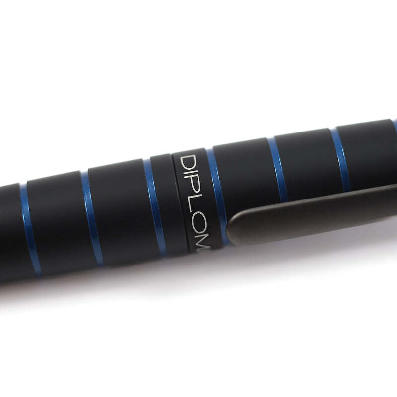Caneta RollerBall Elox Ring - Mercado de Luxo - O Maior E-Commerce de Bens, Produtos e Serviços de Luxo do Brasil.