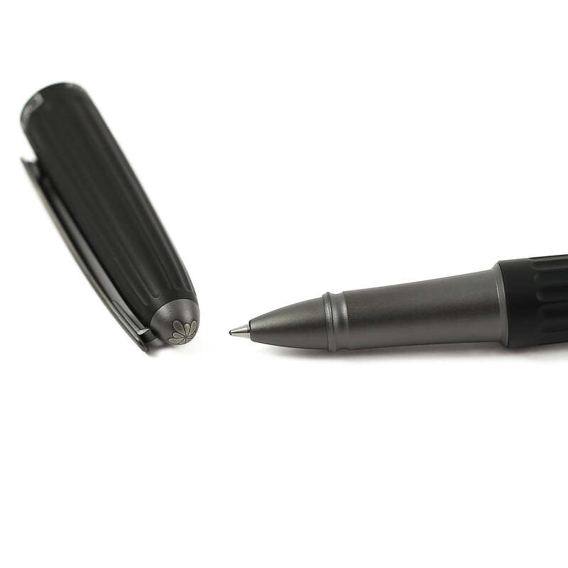 Caneta RollerBall Aero - Mercado de Luxo - O Maior E-Commerce de Bens, Produtos e Serviços de Luxo do Brasil.