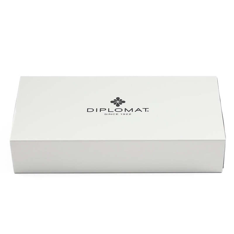 Caneta Esferográfica Aero Oxyd Brass - Mercado de Luxo - O Maior E-Commerce de Bens, Produtos e Serviços de Luxo do Brasil.