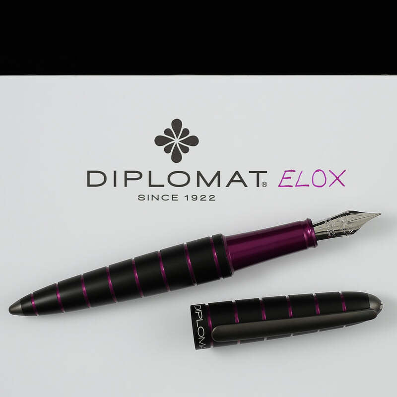Caneta Tinteiro Elox Ring Purple - Mercado de Luxo - O Maior E-Commerce de Bens, Produtos e Serviços de Luxo do Brasil.