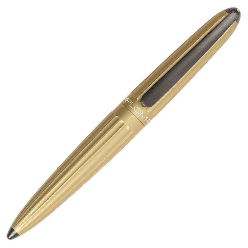 Caneta Tinteiro Aero Champagne - Mercado de Luxo - O Maior E-Commerce de Bens, Produtos e Serviços de Luxo do Brasil.