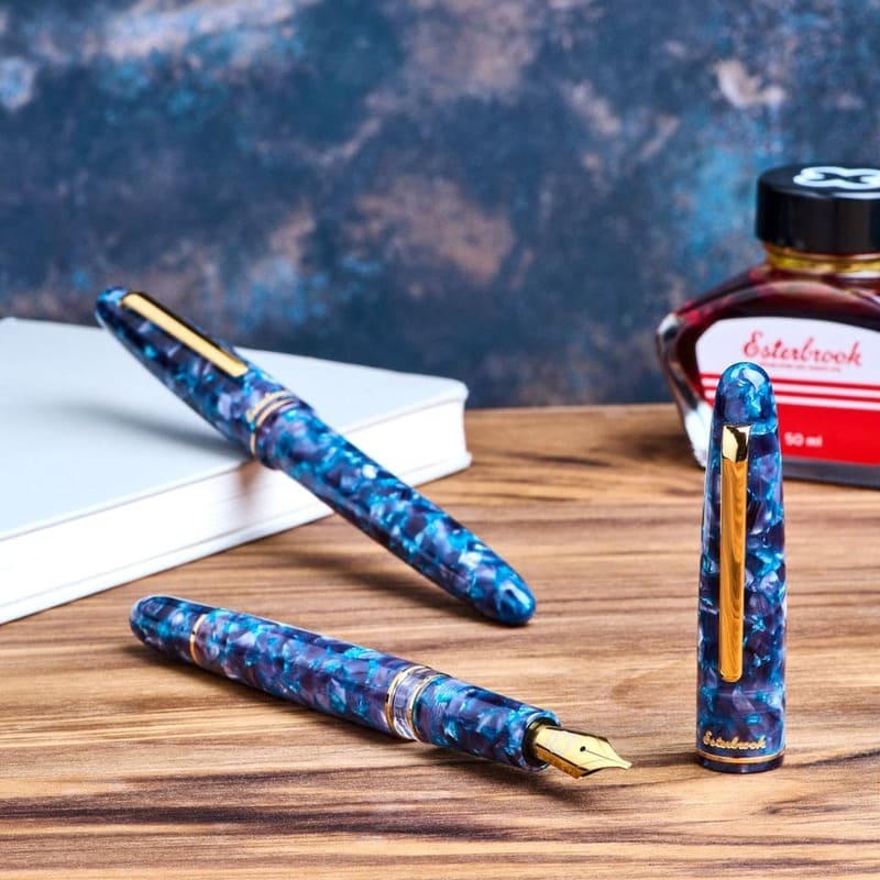 Caneta Tinteiro Estie Moon - Mercado de Luxo - O Maior E-Commerce de Bens, Produtos e Serviços de Luxo do Brasil.
