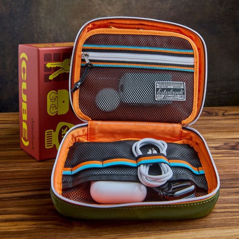 Porta Caneta Cube NavyTravel  - Mercado de Luxo - O Maior E-Commerce de Bens, Produtos e Serviços de Luxo do Brasil.