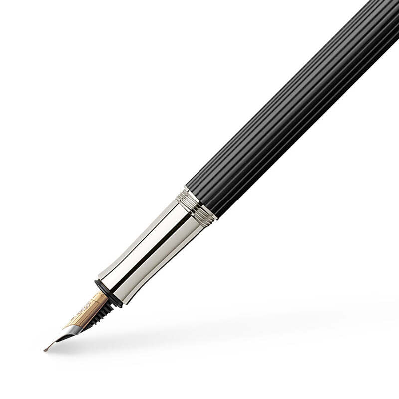 Caneta Tinteiro Classic Ebony Ouro 18k - Mercado de Luxo - O Maior E-Commerce de Bens, Produtos e Serviços de Luxo do Brasil.