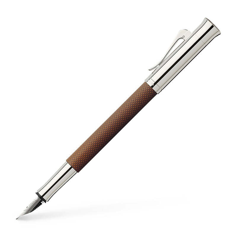 Caneta Tinteiro Guilloche Cognac Ouro 18k