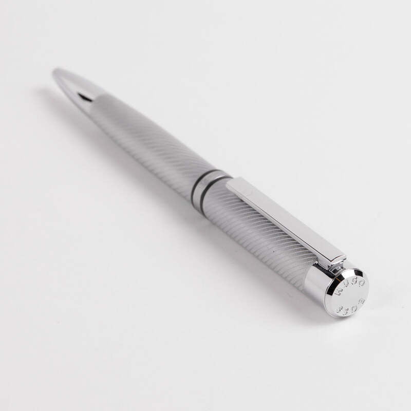 Caneta Esferográfica Filament Chrome - Mercado de Luxo - O Maior E-Commerce de Bens, Produtos e Serviços de Luxo do Brasil.