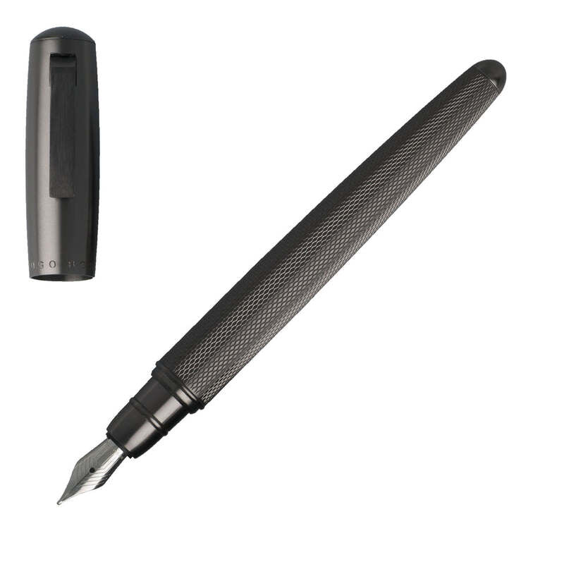 Caneta Tinteiro Pure Matte Dark Chrome - Mercado de Luxo - O Maior E-Commerce de Bens, Produtos e Serviços de Luxo do Brasil.