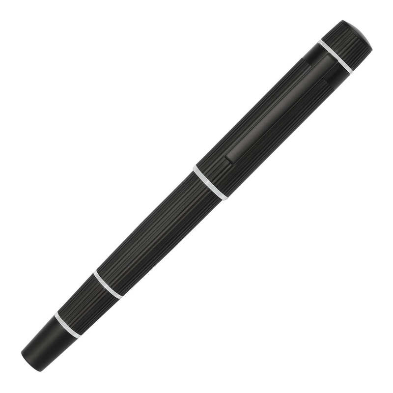 Caneta Tinteiro Core - Mercado de Luxo - O Maior E-Commerce de Bens, Produtos e Serviços de Luxo do Brasil.