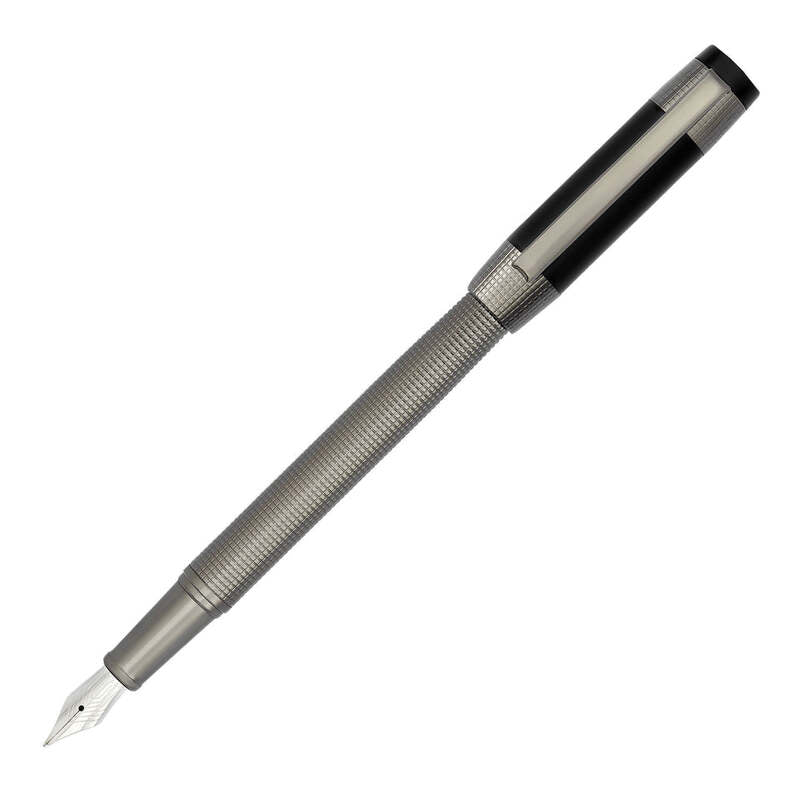 Caneta Tinteiro Rive Gun - Mercado de Luxo - O Maior E-Commerce de Bens, Produtos e Serviços de Luxo do Brasil.