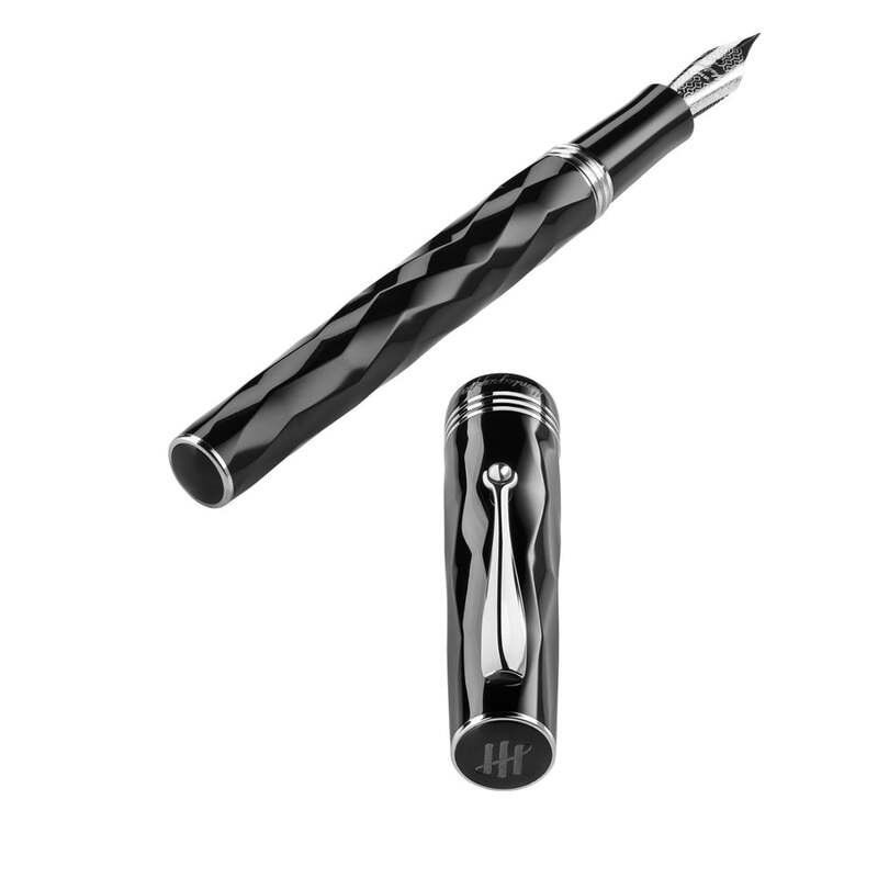 Caneta Tinteiro Brenta Steel - Mercado de Luxo - O Maior E-Commerce de Bens, Produtos e Serviços de Luxo do Brasil.