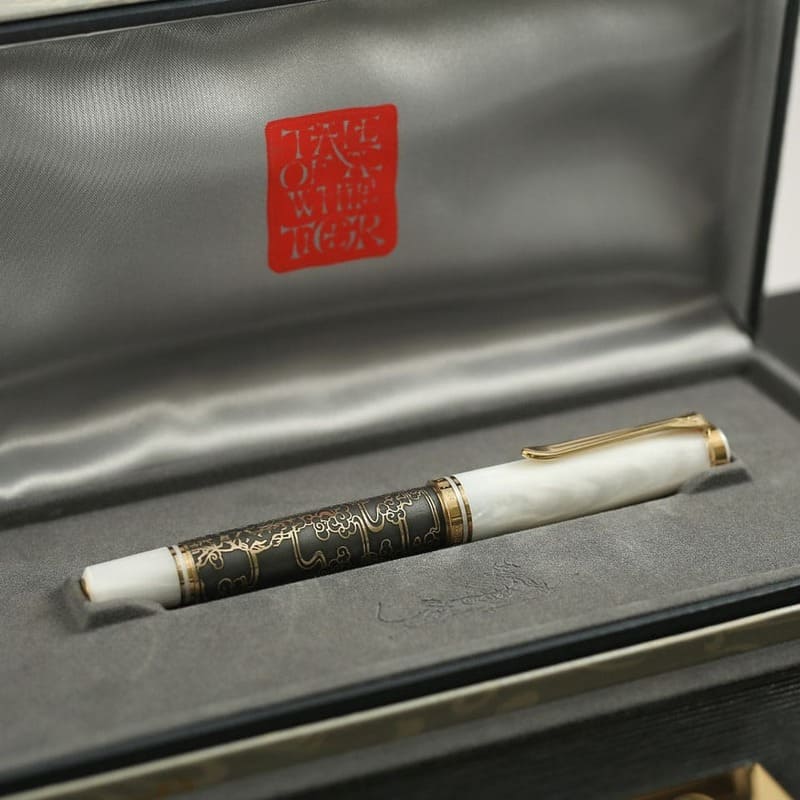 Caneta Tinteiro M924 Tiger - Asia Edição Limitada - Mercado de Luxo - O Maior E-Commerce de Bens, Produtos e Serviços de Luxo do Brasil.