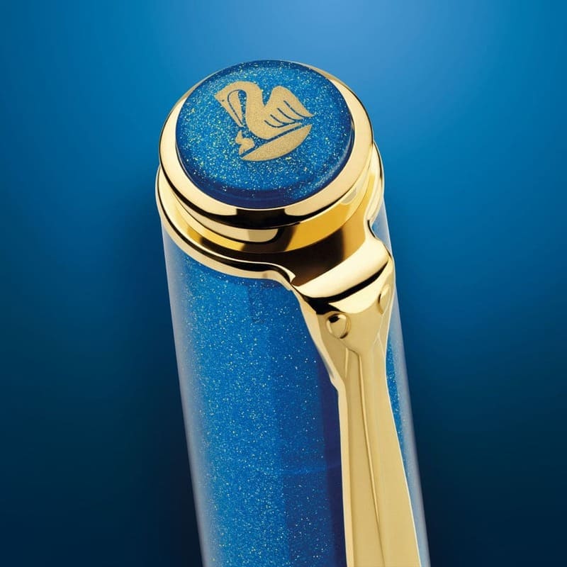 Caneta Tinteiro Classic M200 Golden Lapis - Edição Especial 2024 - Mercado de Luxo - O Maior E-Commerce de Bens, Produtos e Serviços de Luxo do Brasil.