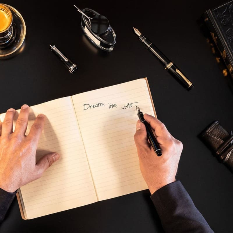 Caneta Tinteiro Justus 95 Rhodium - Mercado de Luxo - O Maior E-Commerce de Bens, Produtos e Serviços de Luxo do Brasil.