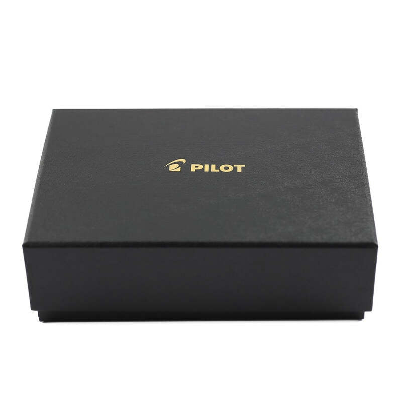 Caneta Tinteiro Custom 823 Clear Ouro 14k - Mercado de Luxo - O Maior E-Commerce de Bens, Produtos e Serviços de Luxo do Brasil.