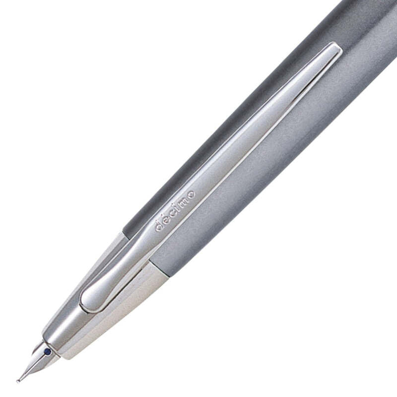 Caneta Tinteiro Capless Decimo Ouro 18k - Mercado de Luxo - O Maior E-Commerce de Bens, Produtos e Serviços de Luxo do Brasil.