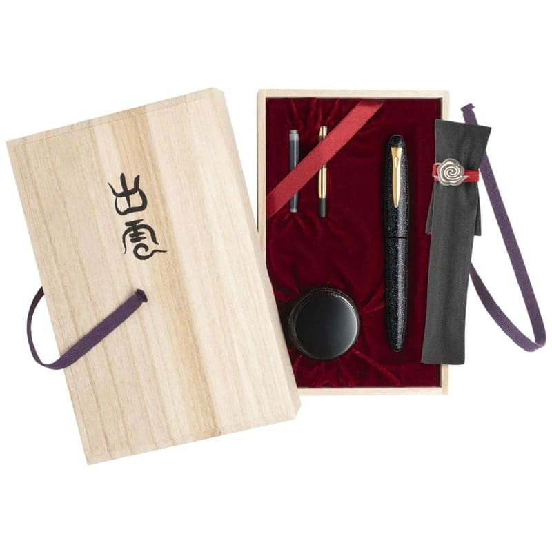 Caneta Tinteiro Izumo Raden Galaxy Ouro 18k - Mercado de Luxo - O Maior E-Commerce de Bens, Produtos e Serviços de Luxo do Brasil.