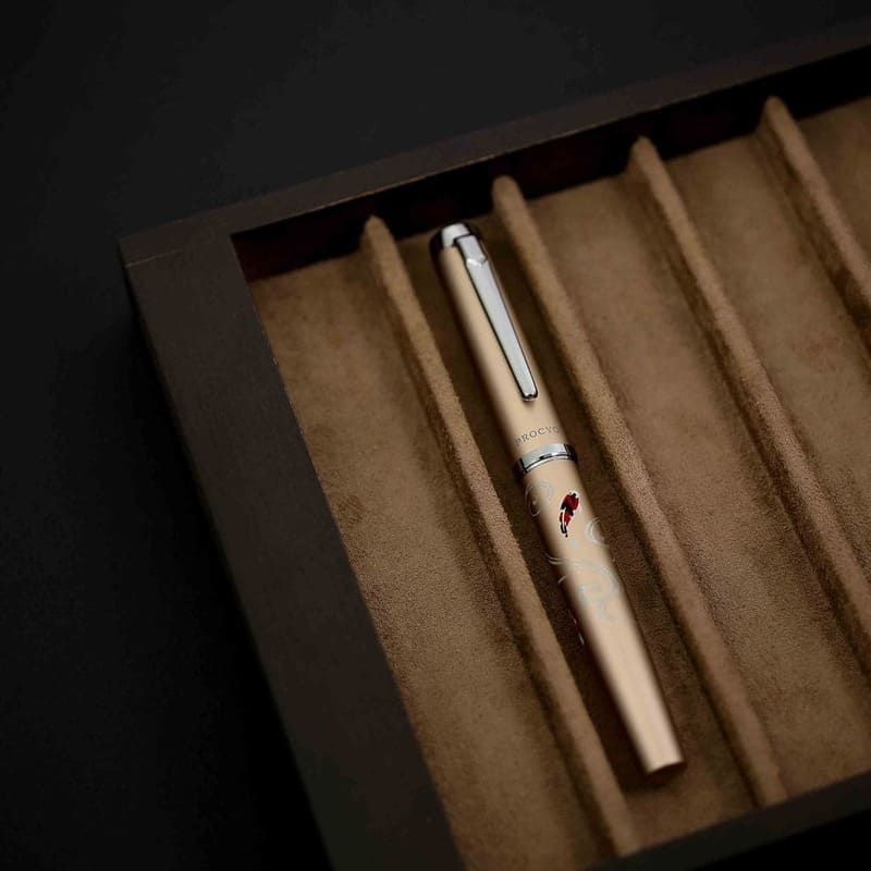 Caneta Tinteiro Procyon Luster Maki-e Nishikigoi - Mercado de Luxo - O Maior E-Commerce de Bens, Produtos e Serviços de Luxo do Brasil.