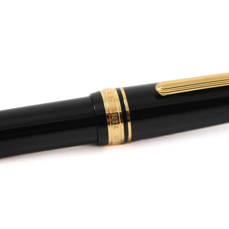 Caneta Tinteiro Pro Gear Regular Gold 21K Gold nib - Mercado de Luxo - O Maior E-Commerce de Bens, Produtos e Serviços de Luxo do Brasil.