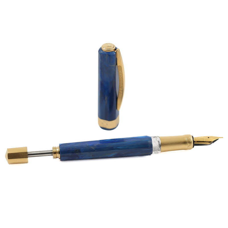 Caneta Tinteiro Opera Gold - Mercado de Luxo - O Maior E-Commerce de Bens, Produtos e Serviços de Luxo do Brasil.