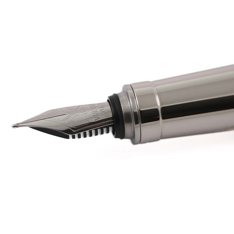 Caneta Tinteiro Van Gogh Vincents Chair - 1st Generation - Mercado de Luxo - O Maior E-Commerce de Bens, Produtos e Serviços de Luxo do Brasil.