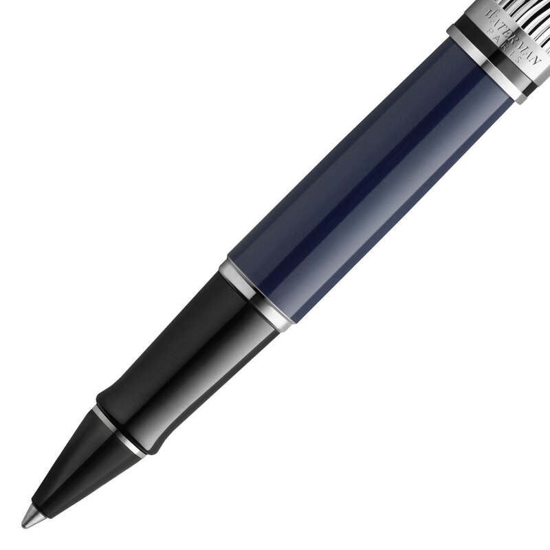 Caneta RollerBall L'essence du Bleu Expert Deluxe C.C. - Mercado de Luxo - O Maior E-Commerce de Bens, Produtos e Serviços de Luxo do Brasil.