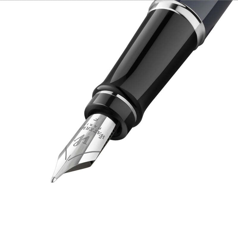 Caneta Tinteiro L'essence du Bleu Expert Deluxe C.C. - Mercado de Luxo - O Maior E-Commerce de Bens, Produtos e Serviços de Luxo do Brasil.