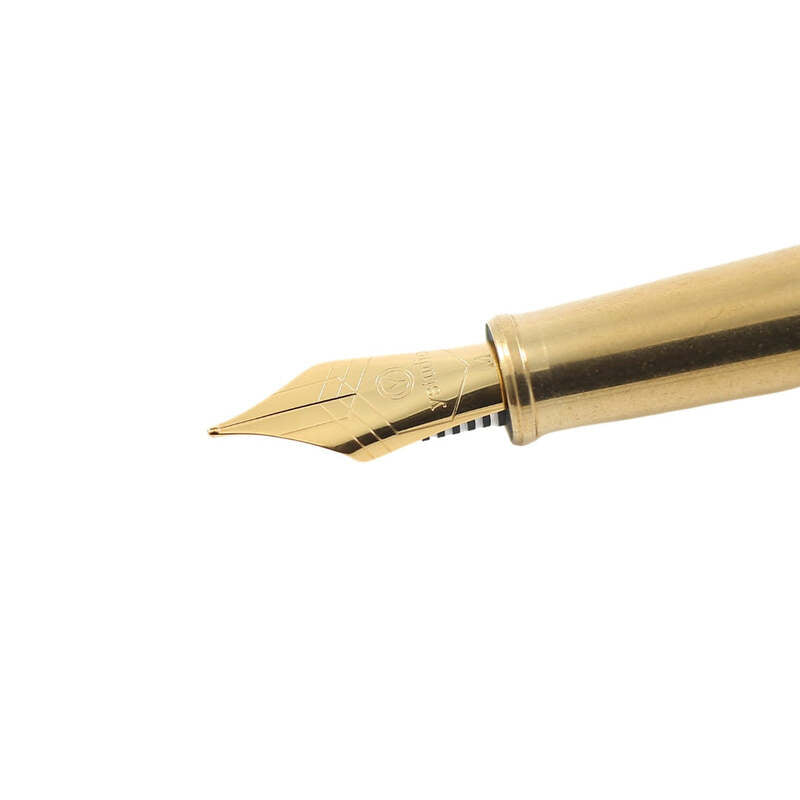 Caneta Tinteiro Classic Revolve Brass - Mercado de Luxo - O Maior E-Commerce de Bens, Produtos e Serviços de Luxo do Brasil.