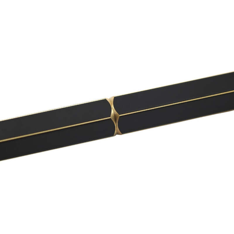 Caneta Tinteiro Classic Revolve - Mercado de Luxo - O Maior E-Commerce de Bens, Produtos e Serviços de Luxo do Brasil.