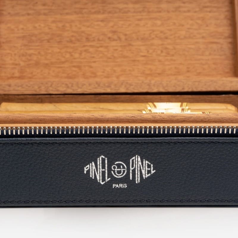 Umidor Boîte à Cigares Pappy Boyington Toile Enduite Azul - Mercado de Luxo - O Maior E-Commerce de Bens, Produtos e Serviços de Luxo do Brasil.