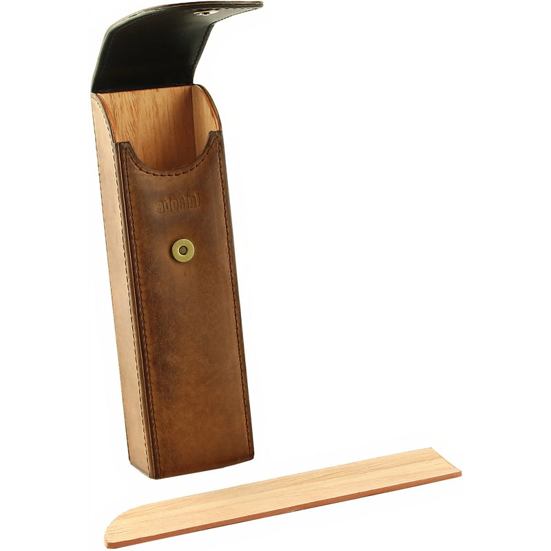 Estojo vintage e conjunto de isqueiro Slim Jet - Mercado de Luxo - O Maior E-Commerce de Bens, Produtos e Serviços de Luxo do Brasil.