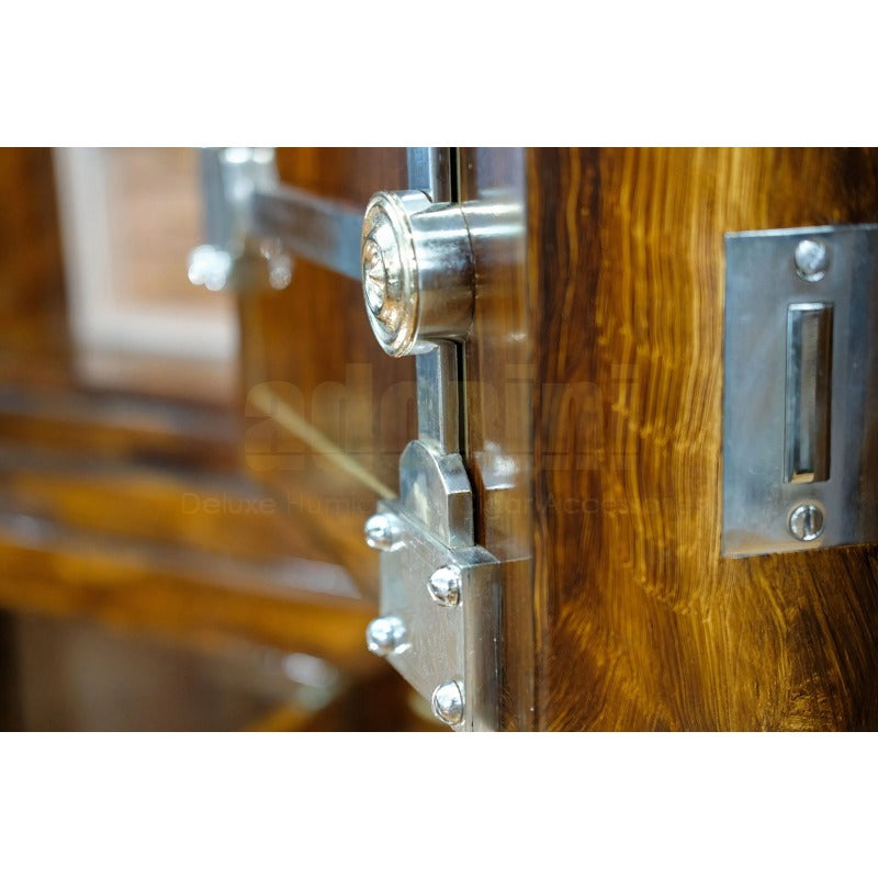 Umidor Safe Cassaforte Edição Limitada - Mercado de Luxo - O Maior E-Commerce de Bens, Produtos e Serviços de Luxo do Brasil.