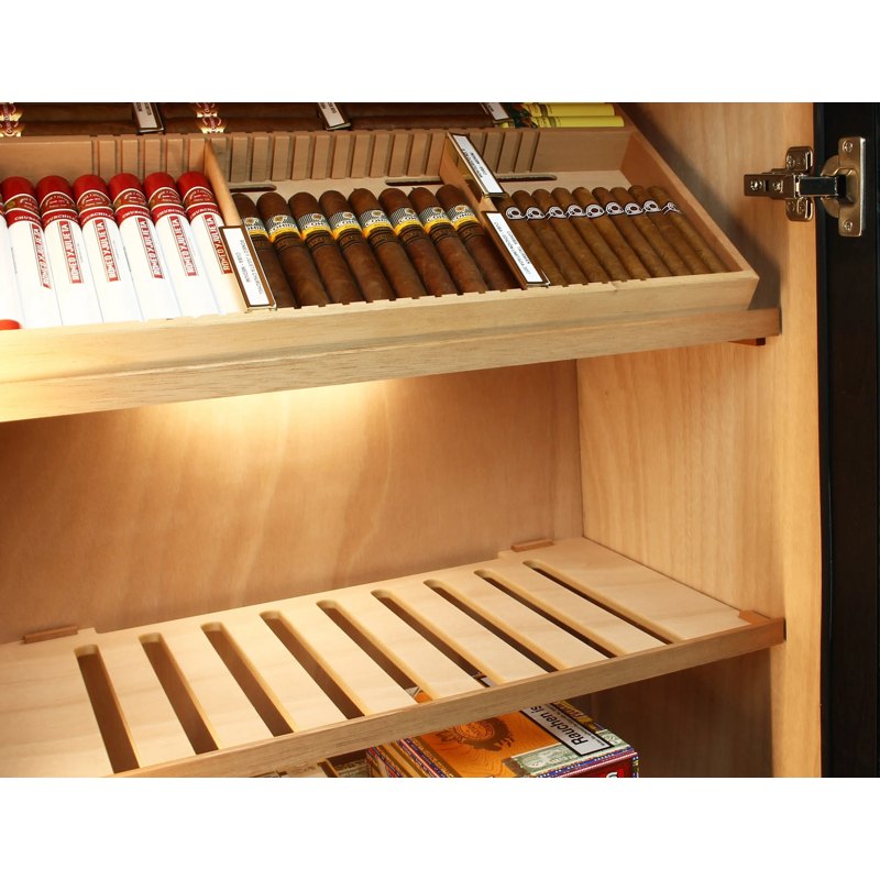 Umidor tipo gabinete Roma Adorini com umidificador eletrônico branco - Mercado de Luxo - O Maior E-Commerce de Bens, Produtos e Serviços de Luxo do Brasil.