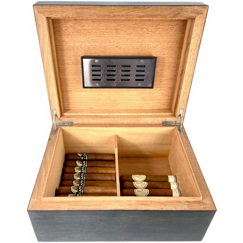 Umidor Black Frosted 50 - Mercado de Luxo - O Maior E-Commerce de Bens, Produtos e Serviços de Luxo do Brasil.