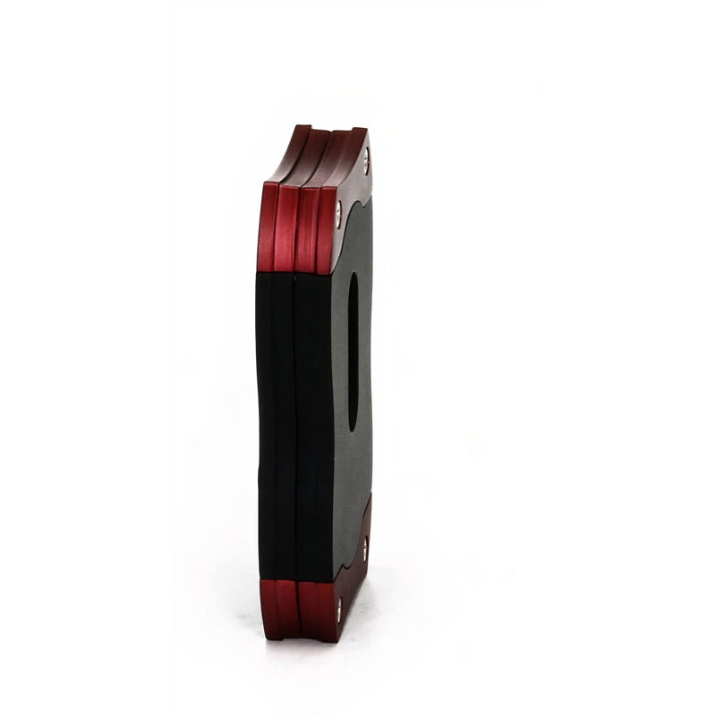 Cortador de charuto V-Cut - Preto/Vermelho - Mercado de Luxo - O Maior E-Commerce de Bens, Produtos e Serviços de Luxo do Brasil.