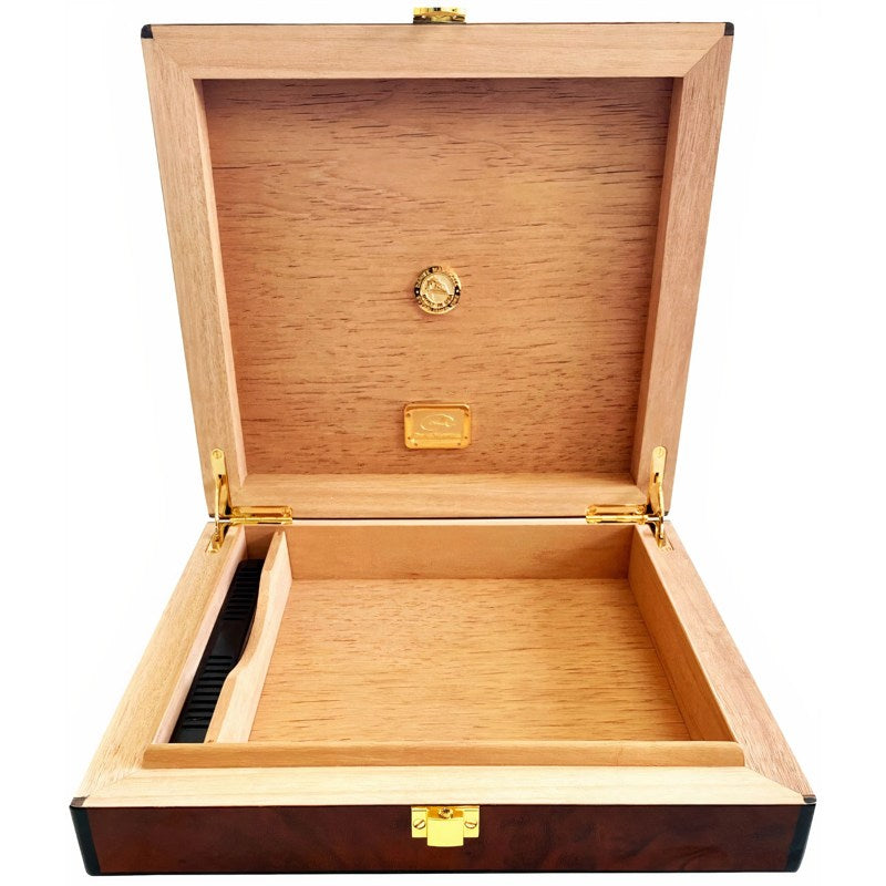 Umidor para viagens em madeira de burl - Mercado de Luxo - O Maior E-Commerce de Bens, Produtos e Serviços de Luxo do Brasil.
