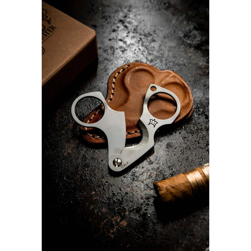 Tesoura para charuto Figaro aço inoxidável 747 - Mercado de Luxo - O Maior E-Commerce de Bens, Produtos e Serviços de Luxo do Brasil.