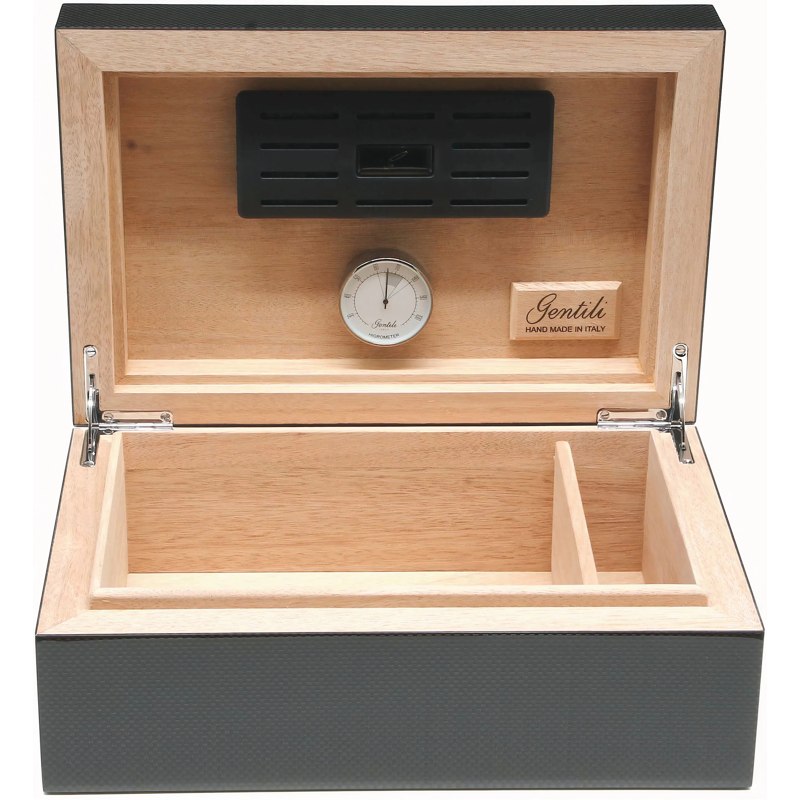 Umidor Carbono 30 Charutos - Mercado de Luxo - O Maior E-Commerce de Bens, Produtos e Serviços de Luxo do Brasil.