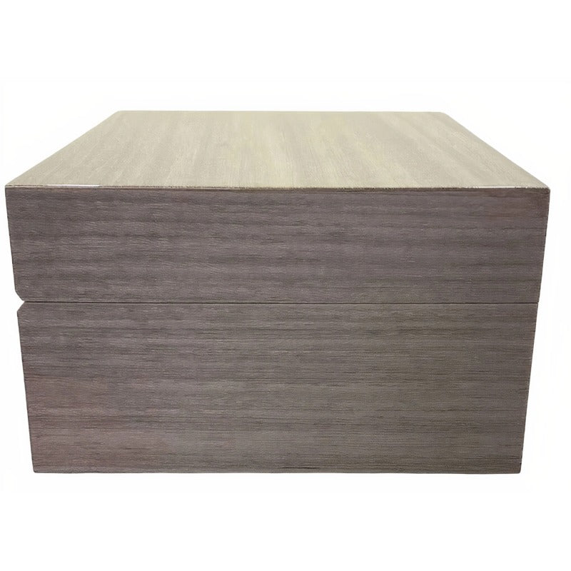 Umidor Grey 20 charutos - Mercado de Luxo - O Maior E-Commerce de Bens, Produtos e Serviços de Luxo do Brasil.