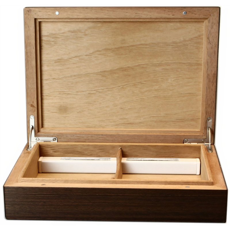 Umidor Wenge Frosted 20 - Mercado de Luxo - O Maior E-Commerce de Bens, Produtos e Serviços de Luxo do Brasil.