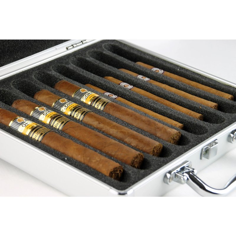 Umidor de Viagem em Alumínio - Mercado de Luxo - O Maior E-Commerce de Bens, Produtos e Serviços de Luxo do Brasil.