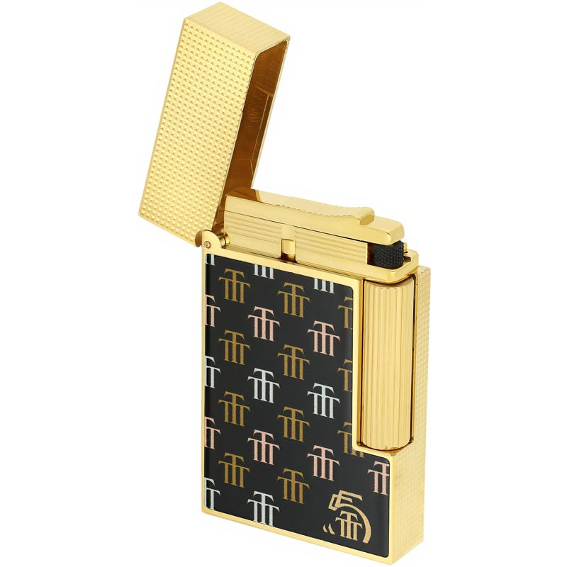 Isqueiro Ligne 2 Trinidad Lacquer e Ouro Amarelo C16077 - Mercado de Luxo - O Maior E-Commerce de Bens, Produtos e Serviços de Luxo do Brasil.