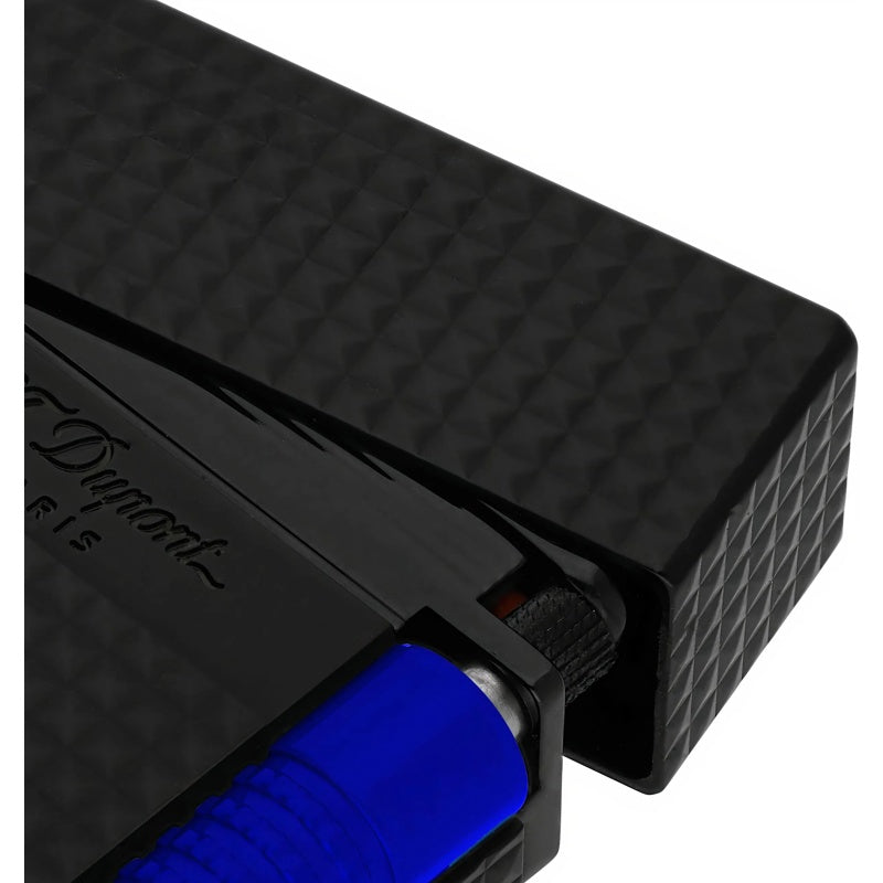 Isqueiro Le Grand Azul Fluorescente C23071 - Mercado de Luxo - O Maior E-Commerce de Bens, Produtos e Serviços de Luxo do Brasil.