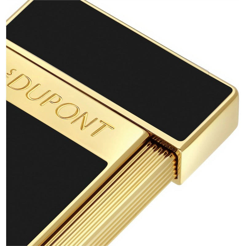 Isqueiro Slimmy Preto Lacado Dourado 028222 - Mercado de Luxo - O Maior E-Commerce de Bens, Produtos e Serviços de Luxo do Brasil.